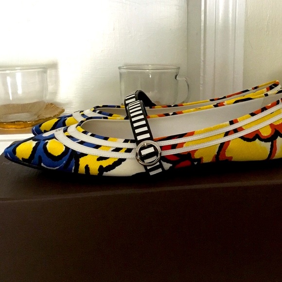 Louis Vuitton flats - Picture 7 of 11